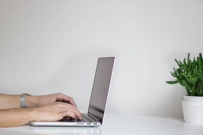 How Computer Technology is Revolutionizing the Healthcare Industry internet and computer
