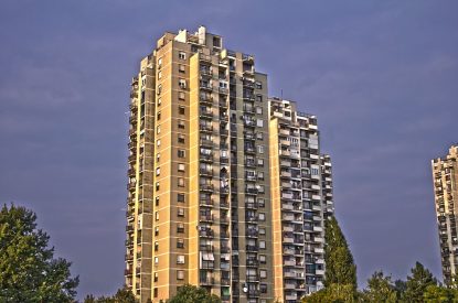 Navigating the Commercial Real Estate Market Tips for Smart Investing commercial real estate investing