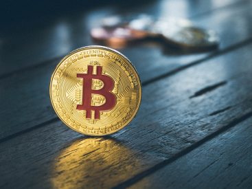 Navigating the Future of the Internet with Blockchain Technology internet computer blockchain