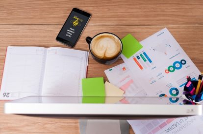 The Impact of E Business on Traditional Retail How Brick and Mortar Stores E-Business